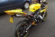 Picture 5 - 2006 Yamaha YZF R1 05 Yellow motorbike