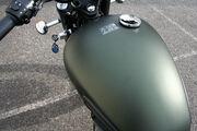 Picture 11 - Triumph Bonneville T100 Steve McQueen Special Edition 12 Reg Absolutely Mint motorbike
