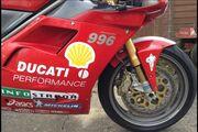 Picture 6 - Ducati 996 SPS. 916 996 998 1098 S SP. Carl Fogarty signed motorbike