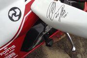 Picture 10 - Ducati 996 SPS. 916 996 998 1098 S SP. Carl Fogarty signed motorbike