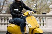 Picture 4 - Vespa Sprint 125cc ABS Scooter - Yellow motorbike