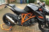 KTM 1290 Super Duke R With AKRAPOVIC Only 970 Miles 7 Months Warranty Left for sale