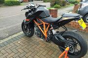 Picture 6 - KTM 1290 Super Duke R with Akrapovic, 970 miles, warranty motorbike