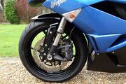 Picture 9 - 2011 Kawasaki ZX6-R R9F - MIVV exhaust, Diamond rearsets motorbike