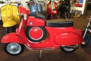 Picture 6 - Vespa Piaggio 1967 SS90 replica motorbike