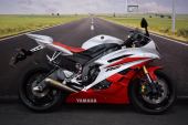 Yamaha YZF-R6 **Arrow Exhaust, HPI Clear, Excellent Condition** for sale