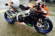 Picture 2 - Aprilia RSV4 R, 2010, Full Factory Spec, Only 6945 Miles motorbike