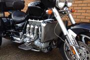Picture 10 - Triumph Rocket Trike Classic Roadster Made In USA By Motortrike motorbike