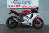 2015 Yamaha YZF-R1 998cc Supersport RED/White for sale