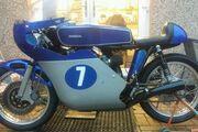 Picture 2 - Honda 350 K4 race motorbike