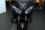 Picture 3 - Honda GL1800 Goldwing F6B Bagger, 2397 Miles motorbike