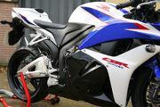 Picture 6 - 2012 Honda CBR600RR-B, outstanding 1 owner example motorbike