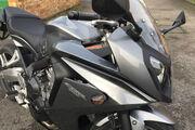 Picture 6 - 2015 Honda CBR650FA-E Silver. Mint Condition. Honda Heated Grips motorbike