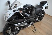 Picture 11 - Suzuki GSXR600, 2015, 950 Miles motorbike