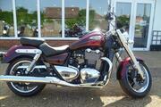 Picture 2 - Triumph Thunderbird Commander ABS, Crimson Sunset Red / Lava Red motorbike