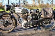 Picture 2 - Norton circa 1939 Model 18 big 500cc OHV motorbike