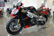 Picture 3 - Aprilia RSV 4 Factory motorbike