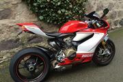 Picture 4 - Ducati 1199S Tricolour motorbike