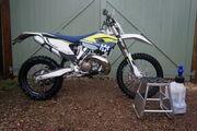 Picture 11 - Husqvarna TE 300 2016 Fully Road Legal Excellent Condition motorbike