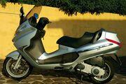 Picture 2 - Great example Piaggio X8 250cc Scooter motorbike