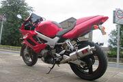 Picture 9 - 2003 Honda Firestorm VTR1000F-3 outstanding 6000 miles, red, extras motorbike