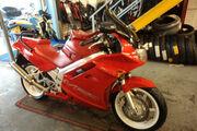 Picture 3 - Honda VFR750 F 1991 motorbike