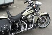 Picture 2 - Harley-Davidson Heritage Springer 2000 immaculate restored condition motorbike