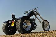 Picture 4 - Harley-Davidson Street Bob Custom Trike, Chopper motorbike