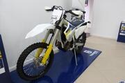 Picture 7 - Husqvarna FE250 2015 White motorbike