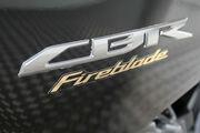 Picture 10 - Honda CBR1000RR Fireblade, Black Supersport, Sports Bike, ASV, 1000cc motorbike