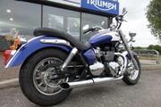 Picture 4 - 2013 Triumph Bonneville America 865 motorbike