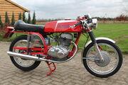 Picture 2 - MV Agusta 350S motorbike