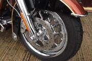 Picture 4 - Harley-Davidson FLHRSE-3 Road King Custom SE 2008 motorbike