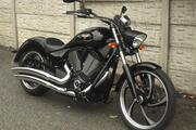 Picture 2 - Victory Vegas 8 Ball 2013 motorbike