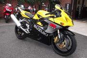 Picture 2 - Suzuki GSXR750 K5 motorbike