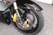 Picture 4 - Suzuki GSXR750 K5 motorbike