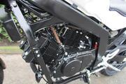 Picture 9 - Hyosung GR125, 2015, 898 miles, 1 owner, balance of warranty motorbike