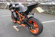 Picture 6 - 2012 KTM RC8R 1195cc. Black and orange. Superb spec motorbike
