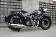 Picture 4 - Vintage 1932 BSA Sloper 500cc OHV 4-speed, deluxe model motorbike