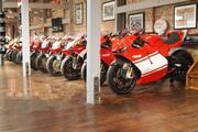 Picture 9 - Triumph Thruxton Ace Cafe Limited Edition motorbike