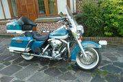 Picture 2 - 2001 Harley-Davidson FLHR Turquoise & White motorbike