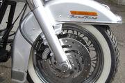 Picture 5 - Harley-Davidson FLHRCI Road King Classic 100 Anniversary 2003 motorbike
