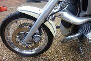 Picture 10 - BMW R1200C motorbike