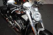 Picture 4 - Harley-Davidson VRSCR Street Rod, Stunning Bike motorbike