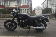 Picture 2 - Moto Guzzi V7 Stone, 2013, 744cc motorbike