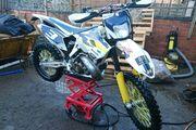 Picture 2 - 2015 Husqvarna TE 300 2-stroke road legal motorbike