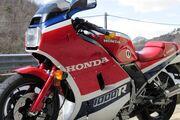 Picture 9 - 1984 Honda VF1000R, 1 owner, low miles motorbike