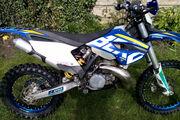 Picture 2 - Husaberg TE250-300 motorbike