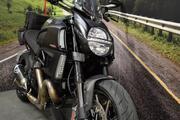Picture 3 - Ducati Diavel Carbon 2011, Sat Nav, Touring Screen motorbike