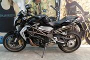 Picture 5 - 2015 MV Agusta Brutale 990 R motorbike